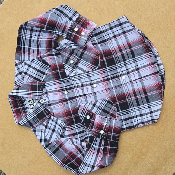 Boys Plaid Button Down Shirt with Pearl Snaps - Picture 1 of 10